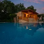 Vila Eroglu