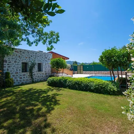 Eroglu Villa