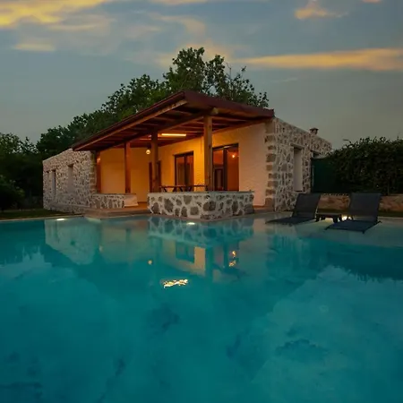 Eroglu Villa